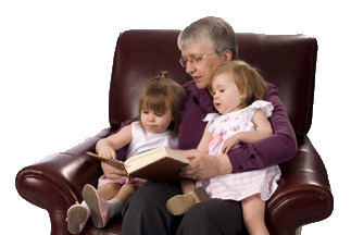 Millie reads with Grandchildren Millie with Grandchildren